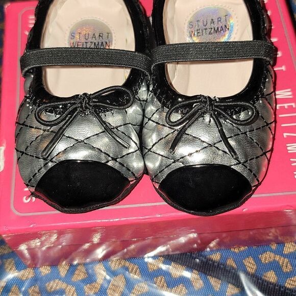 New My First Stuart Weitzmans Baby Chippy 2 SlipOn Soft Bottom Crib Shoes Size 4 - Picture 5 of 9